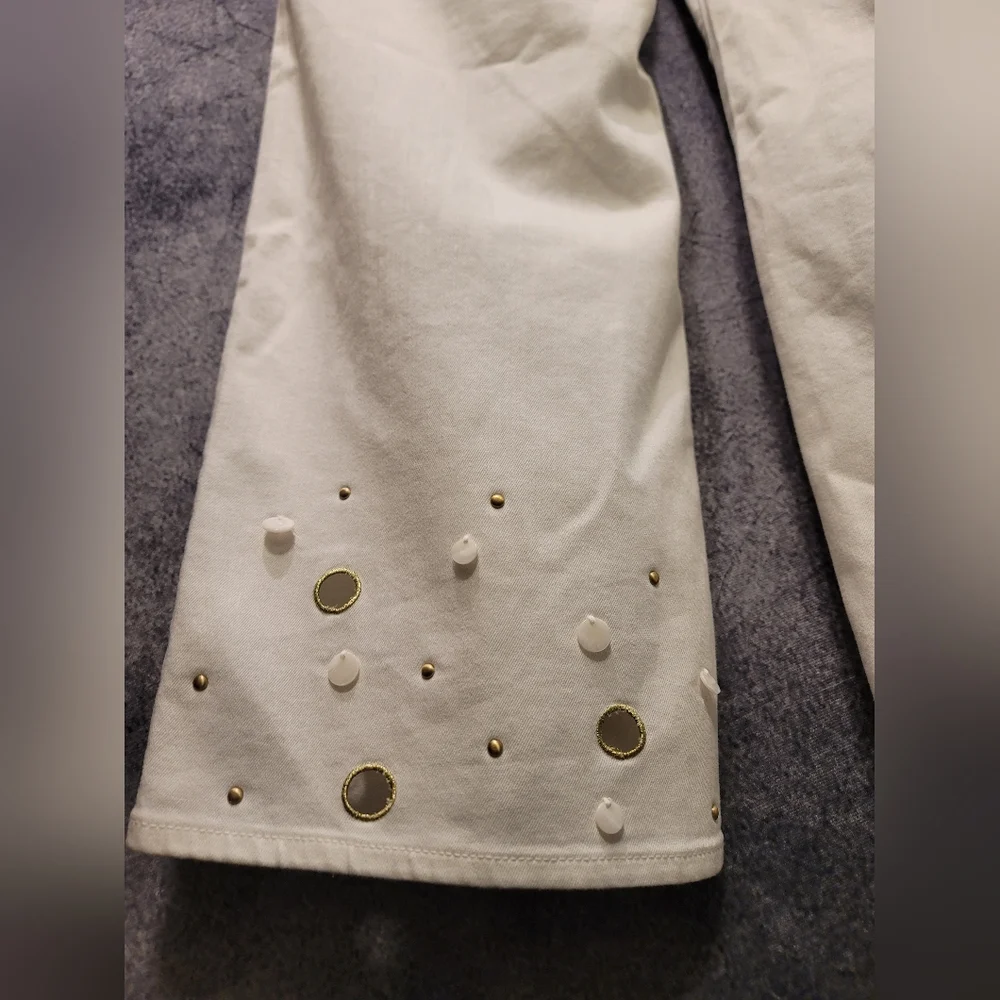 NWT Chico’s Pull-On Embellished Straight-Leg Cropped Jeans Pants Women 2.5 Sz 14 - Picture 3 of 15